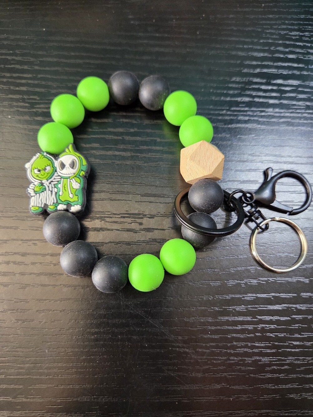 Green & Black Beaded Wrist Keychain with Charm and Wood Accent